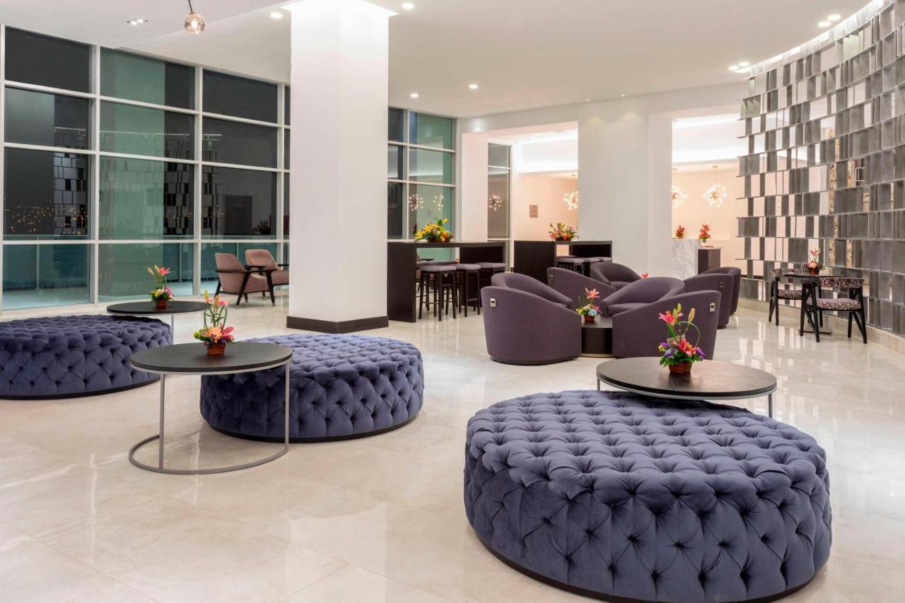 Four Points By Sheraton Cuenca Zewnętrze zdjęcie Lobby